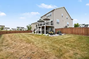 2221 Country Hills Dr, Yorkville, IL 60560 - Photo 33