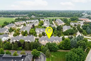 205 Westminster Dr, Bloomingdale, IL 60108 - Photo 3