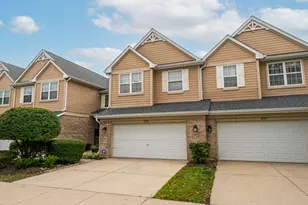 205 Westminster Dr, Bloomingdale, IL 60108 - Photo 1