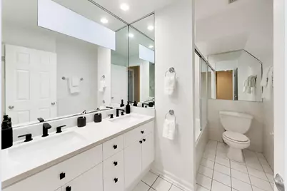 2545 N Racine Avenue #1, Chicago, IL 60614 - Photo 15