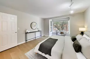 2545 N Racine Ave, Chicago, IL 60614 - Photo 11