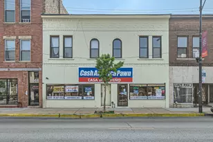 7048 N Clark St, Chicago, IL 60626 - Photo 1