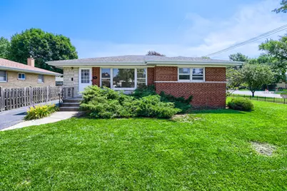 603 N Wilshire Lane, Arlington Heights, IL 60004 - Photo 1