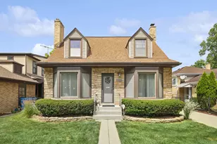 6631 N Caldwell Ave, Chicago, IL 60646 - Photo 1