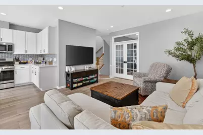 30W142 Wheeler Circle, Warrenville, IL 60563 - Photo 13