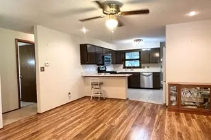 1130 Cardinal Dr, Bourbonnais, IL 60914 - Photo 9