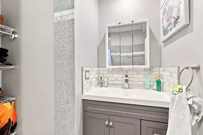 4937 N Bell Avenue, Chicago, IL 60625 - Photo 17
