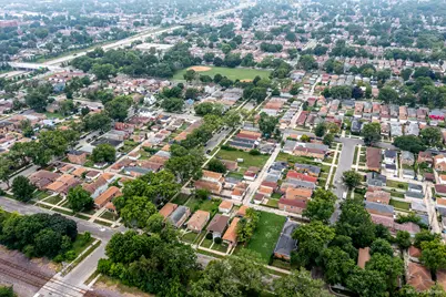 9648 S Eggleston Avenue, Chicago, IL 60628 - Photo 35