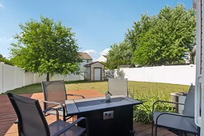 18 W Rosewood Lane, Round Lake Beach, IL 60073 - Photo 27