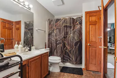 18 W Rosewood Lane, Round Lake Beach, IL 60073 - Photo 23
