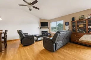 8416 Redbud Ct, Wonder Lake, IL 60097 - Photo 11
