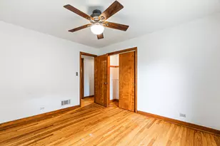 9017 W 23rd Pl, North Riverside, IL 60546 - Photo 9