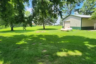 1654 Hoover Rd, Deer Grove, IL 61243 - Photo 5