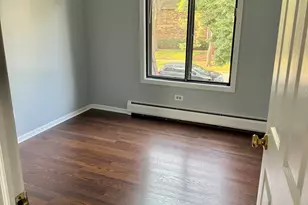 985 S Ct Of Shorewood Ct, Vernon Hills, IL 60061 - Photo 3