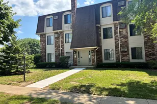 985 S Ct Of Shorewood Ct, Vernon Hills, IL 60061 - Photo 1
