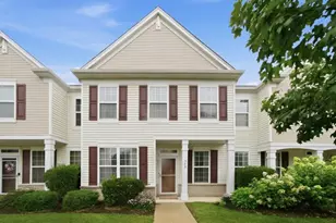543 Topeka Dr, Grayslake, IL 60030 - Photo 1