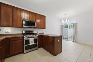 543 Topeka Dr, Grayslake, IL 60030 - Photo 15