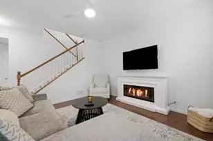 543 Topeka Dr, Grayslake, IL 60030 - Photo 9