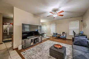 3959 Blackstone Dr, Aurora, IL 60504 - Photo 3