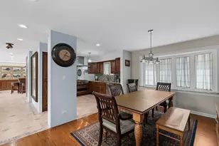 6301 N Keating Ave, Chicago, IL 60646 - Photo 7