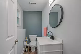 1099 Stratford Ln, Hanover Park, IL 60133 - Photo 17