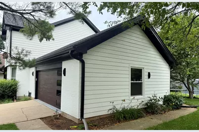 1127 Yorkshire Drive N, Sycamore, IL 60178 - Photo 3