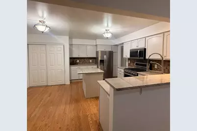 1127 Yorkshire Drive N, Sycamore, IL 60178 - Photo 15