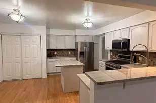 1127 Yorkshire Dr N, Sycamore, IL 60178 - Photo 15