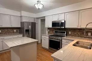 1127 Yorkshire Dr N, Sycamore, IL 60178 - Photo 13