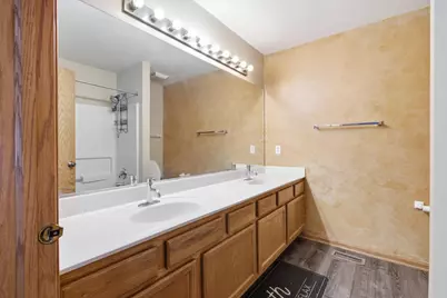 1986 Wedgewood Circle, Romeoville, IL 60446 - Photo 23