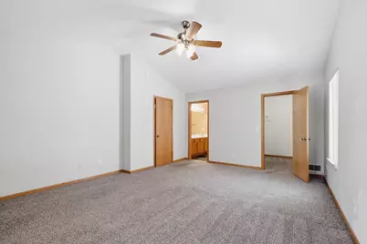 1986 Wedgewood Circle, Romeoville, IL 60446 - Photo 21