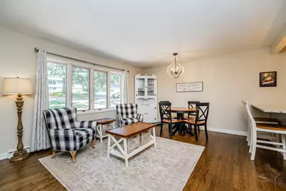 5216 Riverview Drive, Lisle, IL 60532 - Photo 3