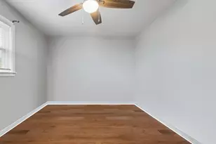 6534 S Bell Ave, Chicago, IL 60636 - Photo 11