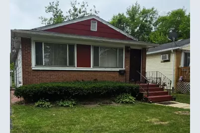 821 E 10th Place, Ford Heights, IL 60411 - Photo 1