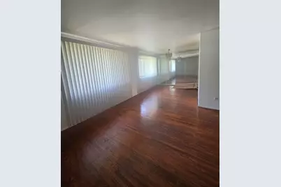 821 E 10th Place, Ford Heights, IL 60411 - Photo 3
