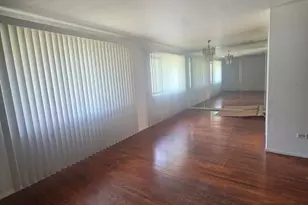 821 E 10th Pl, Ford Heights, IL 60411 - Photo 3