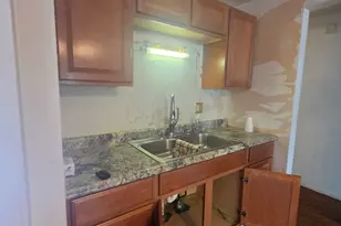 821 E 10th Pl, Ford Heights, IL 60411 - Photo 5