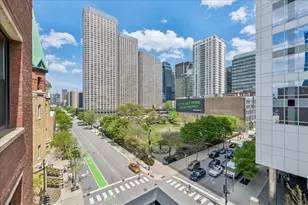 210 S Desplaines St, Chicago, IL 60661 - Photo 15