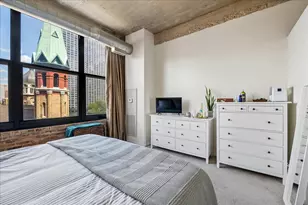 210 S Desplaines St, Chicago, IL 60661 - Photo 17