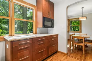 255 West Ln, Lake Zurich, IL 60047 - Photo 13