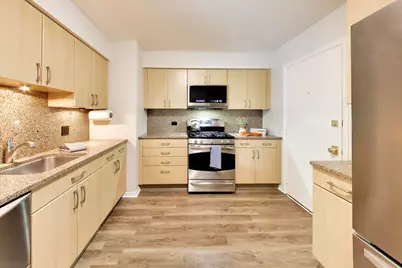 1040 Erie Street #505, Oak Park, IL 60302 - Photo 13