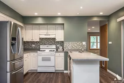 521 Milton Drive, Naperville, IL 60563 - Photo 7