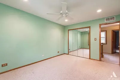521 Milton Drive, Naperville, IL 60563 - Photo 17