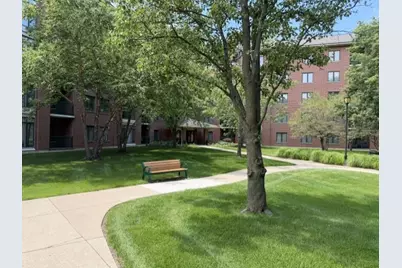 865 E 22nd Street #124, Lombard, IL 60148 - Photo 5