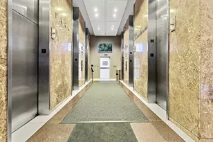 655 W Irving Park Rd, Chicago, IL 60613 - Photo 7