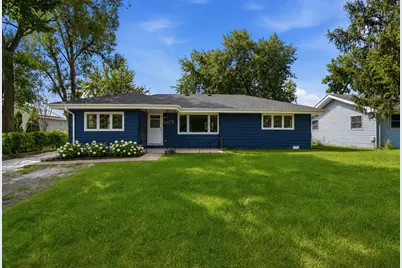 2425 E Sand Lake Road, Lindenhurst, IL 60046 - Photo 1