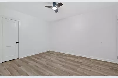 705 Washington Street #2F, Mendota, IL 61342 - Photo 13