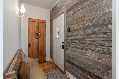 10230 S Turner Avenue, Evergreen Park, IL 60805 - Photo 5