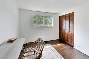 915 W Frontenac Dr, Arlington Heights, IL 60004 - Photo 25