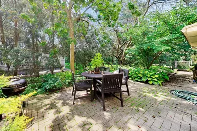 915 W Frontenac Drive, Arlington Heights, IL 60004 - Photo 31